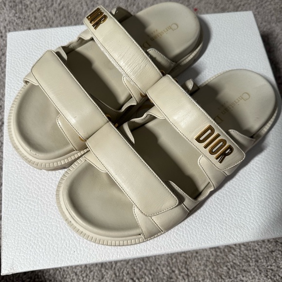 Authentic Dior Sandals (comes w/box & shoe bags) 

Original price:$1,200 - Picture 1 of 3